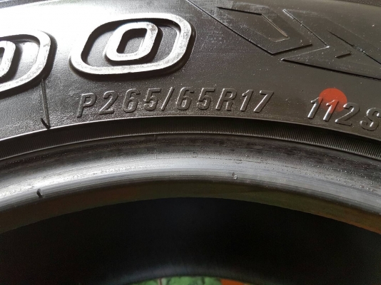 ยาง maxxis at 265/65/17 ปี 14 ยาง maxxis at 265/65/17 ปี 14