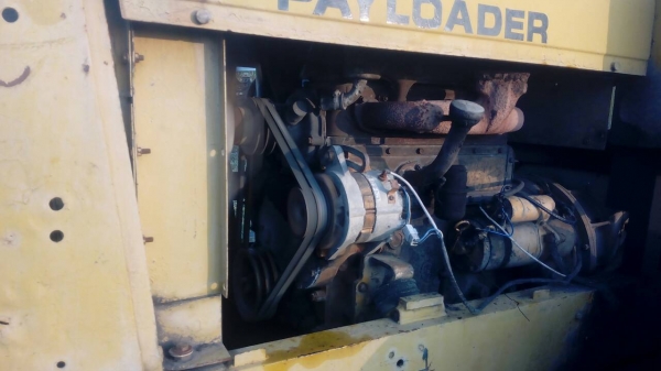 ขายรถตักKOMATSU JH30B เครื่องแน่น ปั้มแรง    รถแห้งทั้งคัน ใช้งานคล่อง  265,000บ. สนใจติดต่อ 0835601591 หรือ 0903494058