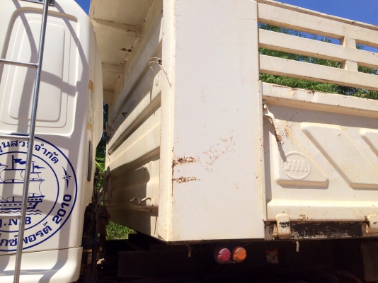 ขายด่วน รถสิบล้อสองเพลาดั้มพ์ hino mega 251 ปี52 สภาพดีมาก พร้อมใช้งาน เอกสารพร้อม