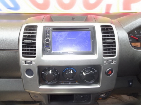 NISSAN NAVARA 2.5LE CALIBRE 4DR AT ปี2012