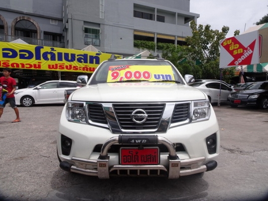 NISSAN NAVARA 2.5LE CALIBRE 4DR AT ปี2012 NISSAN NAVARA 2.5LE CALIBRE 4DR AT ปี2012