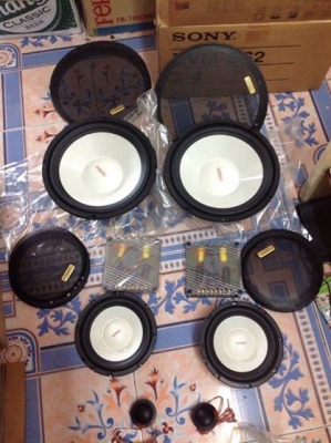 ชุดลำโพง ferris fr1063w 10นิ้ว+6.5แยกชิ้นกลางแหลมขายถูก ชุดลำโพง ferris fr1063w 10นิ้ว+6.5แยกชิ้นกลางแหลมขายถูก