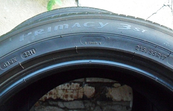 ยางขอบ17 มิชลิน 215-55-17 ลงพื้นปี15 (4เส้น3,400) ยางขอบ17 มิชลิน 215-55-17 ลงพื้นปี15 (4เส้น3,400)