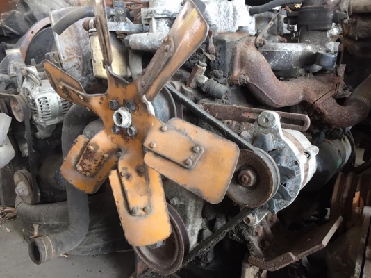 เครื่องยนต์ ISUZU-C240 เก่าเช็คนอกญี่ปุ่น รับประกัน  ราคา 40000 บาท มาติดเครื่องลองได้