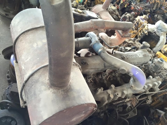 เครื่อง 6BD1T เก่าญี่ปุ่น รับประกัน  ราคา 100000 บาท N มาติดเครื่องลองได้  เครื่อง HITACHI EX200-2