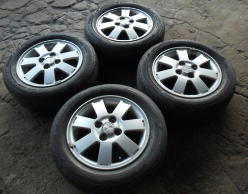 แม็กรถเก๋ง 4รู100 พร้อมยาง บริดสโตน ลงพื้นปี13 (4ล้อ 2,800)