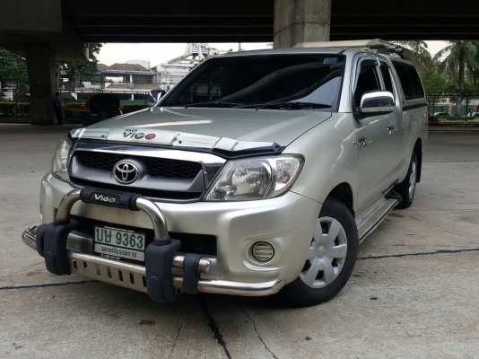2011 TOYOTA VIGO 2.7J สีบรอนซ์ รถสวยมีเสน่ย์ สภาพสมบูรณ์พร้อมใช้งาน