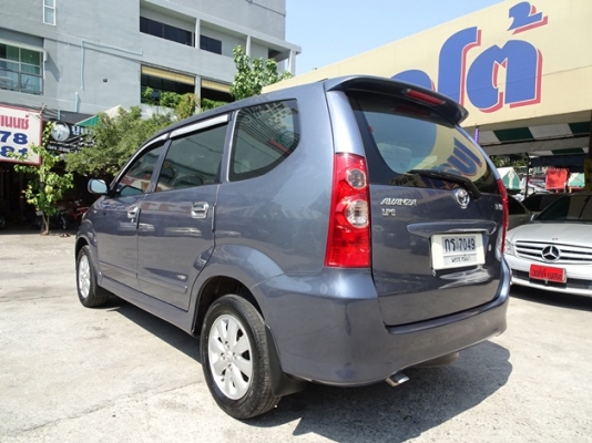TOYOTA AVANZA 1.5E AT ปี 2010