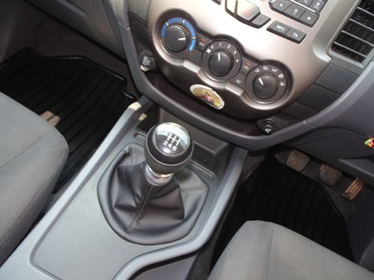 FORD RANGER 2.2 XLS MT ปี2013