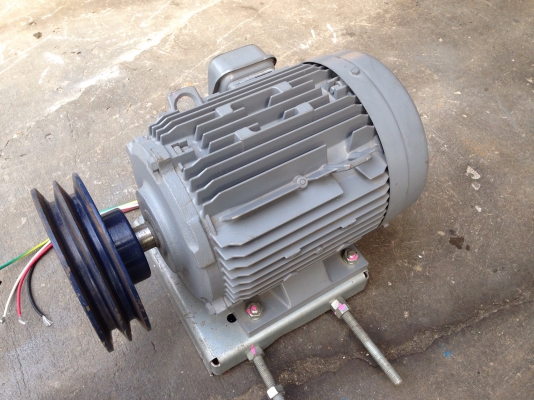 ขายมอเตอร์ Hitachi 5HP. 1400rpm. 380V สภาพสวยมาก เดิมๆวิ่งนิ่ม พร้อมใช้งาน ขายมอเตอร์ Hitachi 5HP. 1400rpm. 380V สภาพสวยมาก เดิมๆวิ่งนิ่ม พร้อมใช้งาน