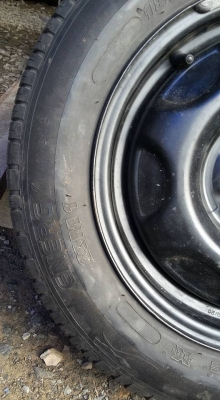 ยางพร้อมกระทะยาง  michelin 4รู 100    185/65 /14