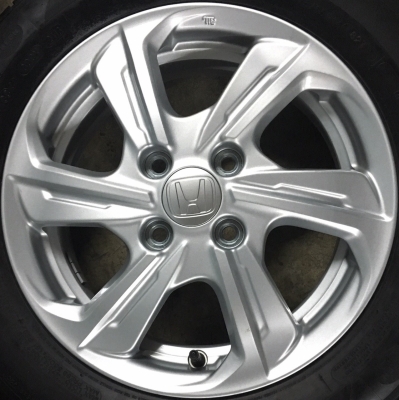 แม็กพร้อมยางป้ายแดง Honda Brio Amaze ตัวท๊อป 175-65-14