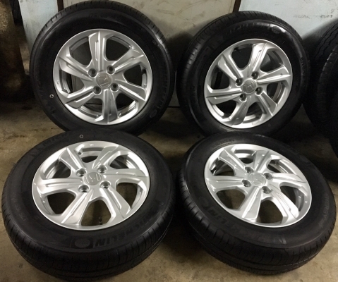 แม็กพร้อมยางป้ายแดง Honda Brio Amaze ตัวท๊อป 175-65-14