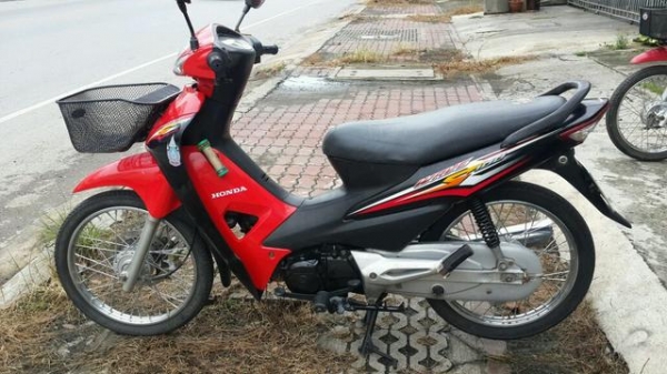 ขายฮอนด้า WAVE 100 UBOX ปี 48 ขายฮอนด้า WAVE 100 UBOX ปี 48