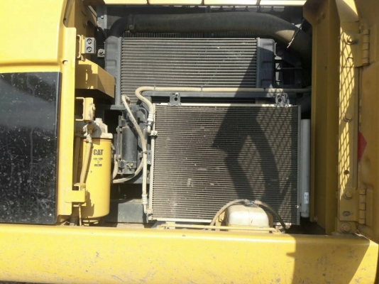 ขายแบคโฮCATรุ่น320Dสภาพไหม่มากๆพร้อมใช้จริงๆใช้งานไป10000ชั่วโมงขายราคา1750000บาท ขายแบคโฮCATรุ่น320Dสภาพไหม่มากๆพร้อมใช้จริงๆใช้งานไป10000ชั่วโมงขายราคา1750000บาท