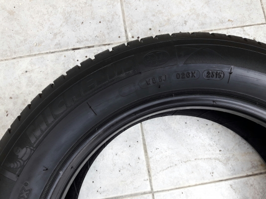 ยางMICHELIN รุ่น ENERGY xm2 185 60R15 ปี2015 สภาพสวยมากๆไร้ที่ติ ดอกเยอะมากๆ90\%คุ้มสุดใช้อีกนาน ยางMICHELIN รุ่น ENERGY xm2 185 60R15 ปี2015 สภาพสวยมากๆไร้ที่ติ ดอกเยอะมากๆ90\%คุ้มสุดใช้อีกนาน