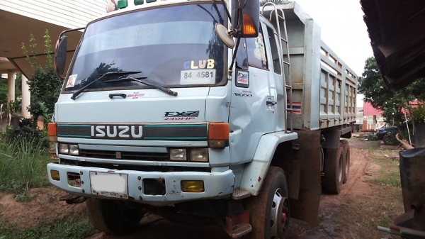 **860,000 บ.ต่อรอง/// 10ล้อ2เพลาดั้ม ISUZU ROCKY FXZ-240 (K) หัวขาวทำฟ้า เครื่อง+เกียร์ เดิม ช่วงล่า