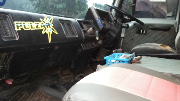 **860,000 บ.ต่อรอง/// 10ล้อ2เพลาดั้ม ISUZU ROCKY FXZ-240 (K) หัวขาวทำฟ้า เครื่อง+เกียร์ เดิม ช่วงล่า