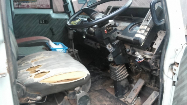 **860,000 บ.ต่อรอง/// 10ล้อ2เพลาดั้ม ISUZU ROCKY FXZ-240 (K) หัวขาวทำฟ้า เครื่อง+เกียร์ เดิม ช่วงล่า