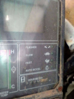 ขายรถแบคโค KOBELCO SK 120-3 สะภาพเก่านอก ใบแจ้งจำหน่าย  ไฟฟ้าครบ เอวแน้น รถสวย สนใจรีบโทรด่วน