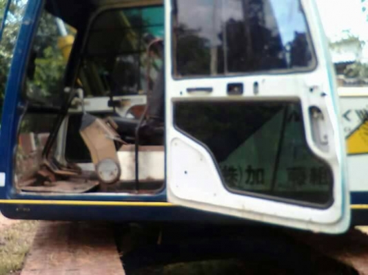 ขายรถแบคโค KOBELCO SK 120-3 สะภาพเก่านอก ใบแจ้งจำหน่าย  ไฟฟ้าครบ เอวแน้น รถสวย สนใจรีบโทรด่วน