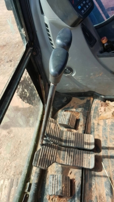 ขายรถแบคโค KOBELCO SK 200-8 YN12 ใบแจ้งจำหน่าย ไฟฟ้าครบ เอวแน้น ราคา.1750000 สนใจรีบจองด่วน