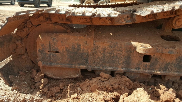 ขายรถแบคโค KOBELCO SK 200-8 YN12 ใบแจ้งจำหน่าย ไฟฟ้าครบ เอวแน้น ราคา.1750000 สนใจรีบจองด่วน