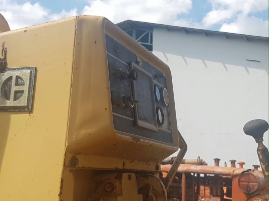 ขายรถแทรกเตอร์ CAT D4H-LGP ตีนเป็ด เกียร์ตัด เอกสารเล่มทะเบียน รถสวย พร้อมใช้ ราคา.550000 สนใจรีบจองเ่วน