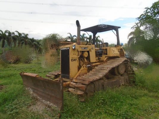 ขายรถแทรกเตอร์ CAT D4H-LGP ตีนเป็ด เกียร์ตัด เอกสารเล่มทะเบียน รถสวย พร้อมใช้ ราคา.550000 สนใจรีบจองเ่วน