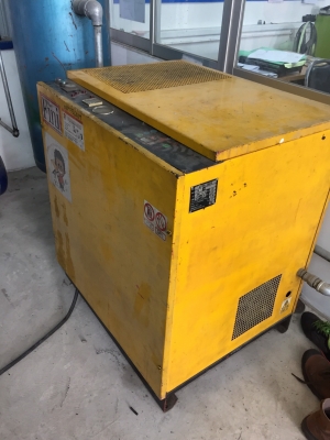 ขายปั้มสกรู 25 แรง พร้อมถังพัก 500 ลิตร ขายปั้มสกรู 25 แรง พร้อมถังพัก 500 ลิตร