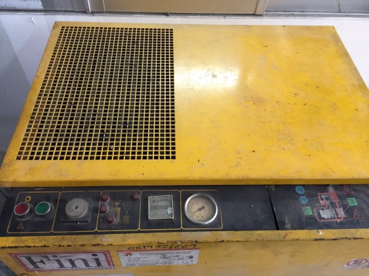 ขายปั้มสกรู 25 แรง พร้อมถังพัก 500 ลิตร ขายปั้มสกรู 25 แรง พร้อมถังพัก 500 ลิตร