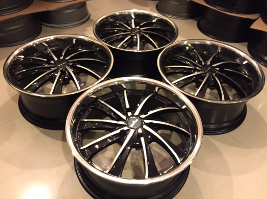 ล้อลาย W-Work ขอบ20 สภาพสวย ไม่มีซ่อม ราคาไม่แพง