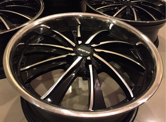 ล้อลาย W-Work ขอบ20 สภาพสวย ไม่มีซ่อม ราคาไม่แพง