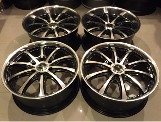 ล้อลาย W-Work ขอบ 20 กว้าง 8.5 หลัง 9.5 ราคาไม่แพง