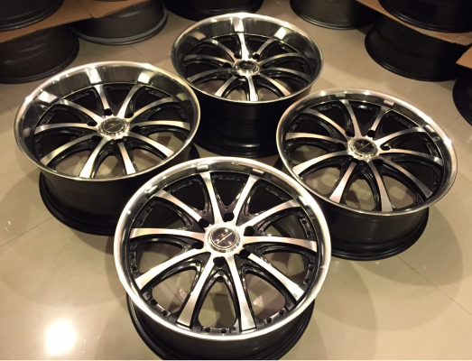 ล้อลาย W-Work ขอบ 20 กว้าง 8.5 หลัง 9.5 ราคาไม่แพง