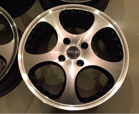 ล้อVIP ขอบ17 สภาพสวย พร้อมใช้งาน ราคาไม่แพง