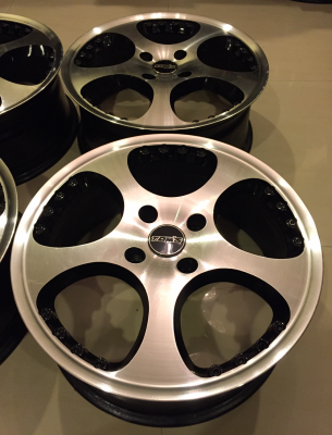 ล้อVIP ขอบ17 สภาพสวย พร้อมใช้งาน ราคาไม่แพง