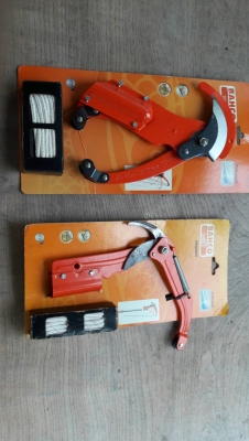 ขายกรรไกรกระตุกตัดกิ่งไม้ BAHCO MADE IN FRANCE.ใหญ่2900/เล็ก2400