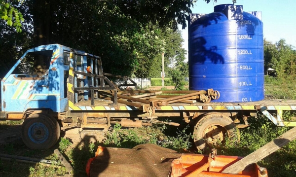 ขาย 6 ล้อ เทนเลอร์ลากรถเกี่ยว มีหางพับ คัสซีรถอีแต๋น เครื่อง ISUZU 74 แรงม้า