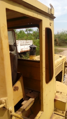 รถบดล้อหนาม 4 ล้อ CAT 815 ขาแกะ(จดชั้นผู้รับเหมากรมชลฯ) รถบดล้อหนาม 4 ล้อ CAT 815 ขาแกะ(จดชั้นผู้รับเหมากรมชลฯ)