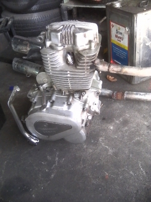 ขายเครื่องมอเตอร์ไชค์ 150 CC.พร้อมระบบไฟครับ