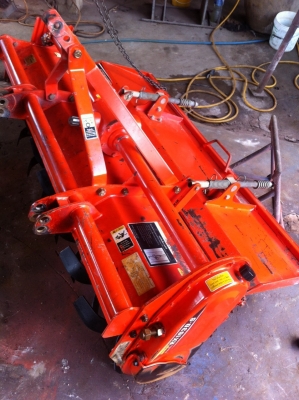 ขายL3608DT 4WDรถทำงาน488ชั่วโมง อุปกร3ชิ้น ใบดัน โรตารี่ ผาน6 พร้อมเล่ม