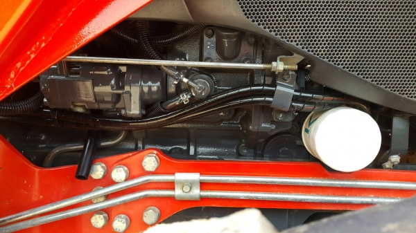 ขายคูโบต้า L 4708 Sp รถสวยใช้งานน้อย สภาพเดิมๆ  8&times;&times; ชั่วโมง จดทะเบียนปี ต. ค. 57 เป็นรถไร่ วิ่งเงียบ ไฮโลลิคดี  อุปกร์ณใบมีดหน้า กับ ผานบุก ทะเบียนครบราคา 430000 บาท ต่อรองได้ จัดส่งฟรี สนใจ 084-5575695,086-0631832  เเต้ว