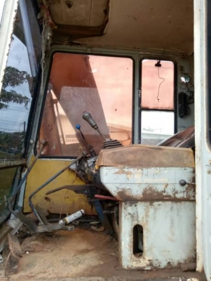 KOMATSU PC 120-5 KOMATSU PC 120-5