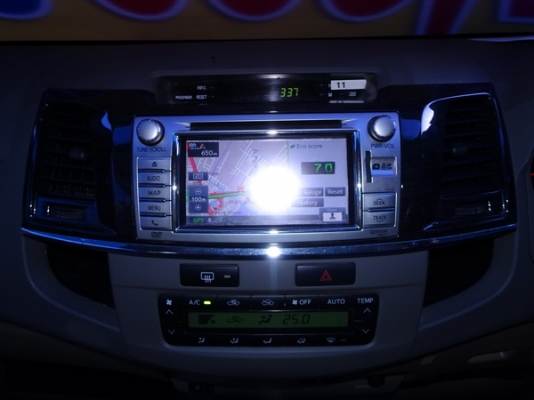 TOYOTA FORTUNER 3.0AT 2WD ปี 2013