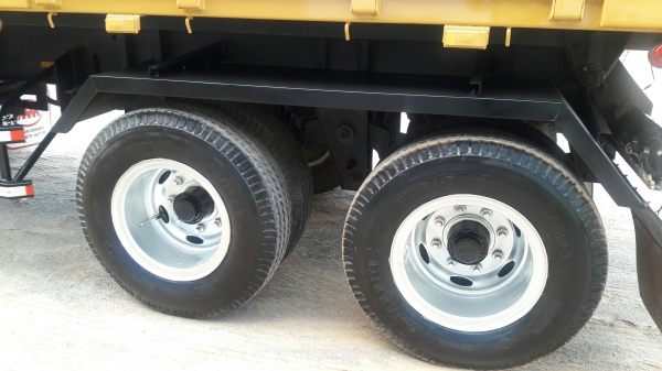 ขายลูกพ่วงสวยขั้นเทพ สามมิตร สามคานแท้ปี 56  เดิมๆหมดสีเดิม ยางใหม่หมด ราคาต่อลองได้ครับ รถสวยสภาพ90\%