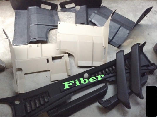 Volvoกรอบจอไมล์960 สวิทไฟหน้า กรอบแอร์ยาว ชิ้นส่วน740  940  960 พอมี มีงานไฟเบอร์แผงคอ อื่นๆ และ รับหล่อไฟเบอร์ต่างๆ