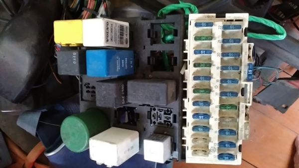 Volvoกรอบจอไมล์960 สวิทไฟหน้า กรอบแอร์ยาว ชิ้นส่วน740  940  960 พอมี มีงานไฟเบอร์แผงคอ อื่นๆ และ รับหล่อไฟเบอร์ต่างๆ