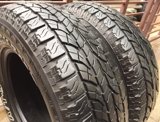 ยางคู่ All Yokohama 245 70 16 ปี14 ดอกเต็ม ไม่มีปะ ราคาไม่แพง