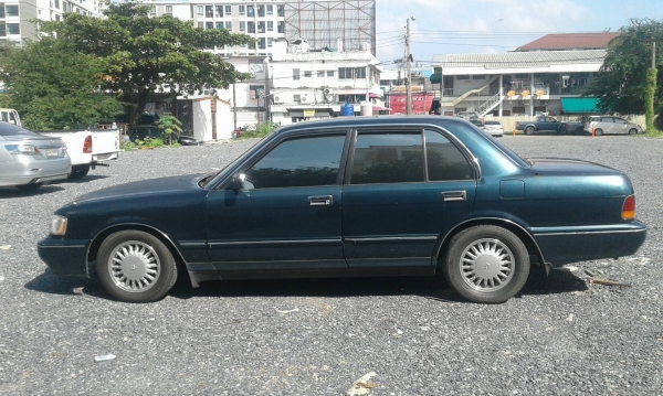 โตโยต้า คราว